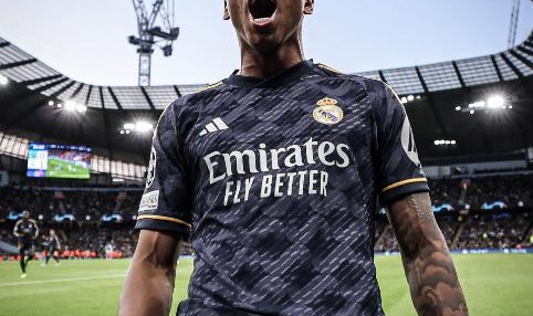 星空体育官网-再见皇马！1亿巨星心寒！首发被抢阿隆索针对，远赴英超冲金球奖