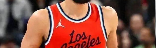 星空体育官网-美媒曝西蒙斯正考虑退出NBA！没有任何球队offer 已陷入自我质疑