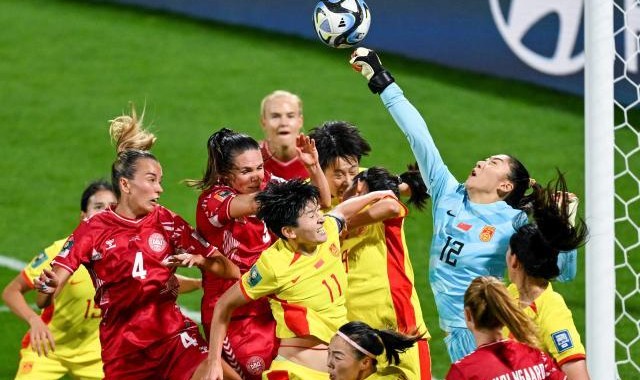 星空体育中国-女足形势：下轮战海地成生死战 输球或直接出局