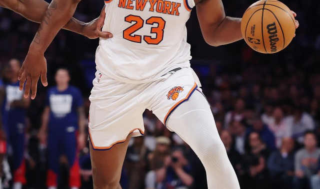 星空体育官网下载入口-👀纽约队记：尼克斯首发正负值季后赛-50&amp;amp;东决-29，G3认真考虑换首发