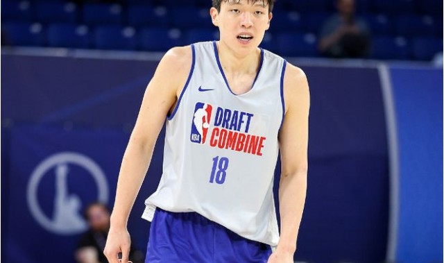 ESPN总决赛后最新模拟选秀：杨瀚森33顺位被黄蜂选中 连续4期提升