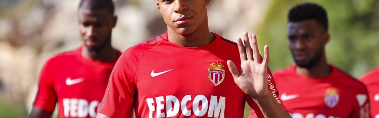 姆巴佩再会摩纳哥：回顾单季28球巅峰表现，率队终结巴黎统治时代