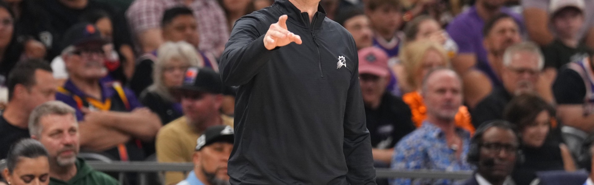 星空体育官网-奥特：大家都在为季后赛冲刺对抗很凶狠 我们必须适应这种节奏