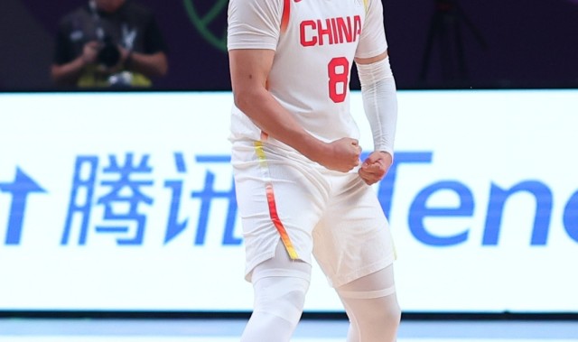 星空体育官网下载入口-赵睿：打球肯定是要有脾气的 但是国家队队友会提醒我稳住情绪