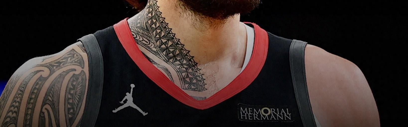 3年3900万，火箭续约亚当斯！队记曝后续计划：留范乔丹+追杜兰特