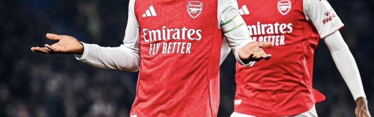 星空体育中国-足坛一夜动态：阿森纳领先曼城7分！曼联遭绝杀首败 切尔西逆转